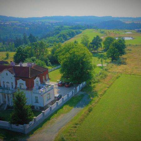 Apartmány Vila Mánička Kácov Esterno foto