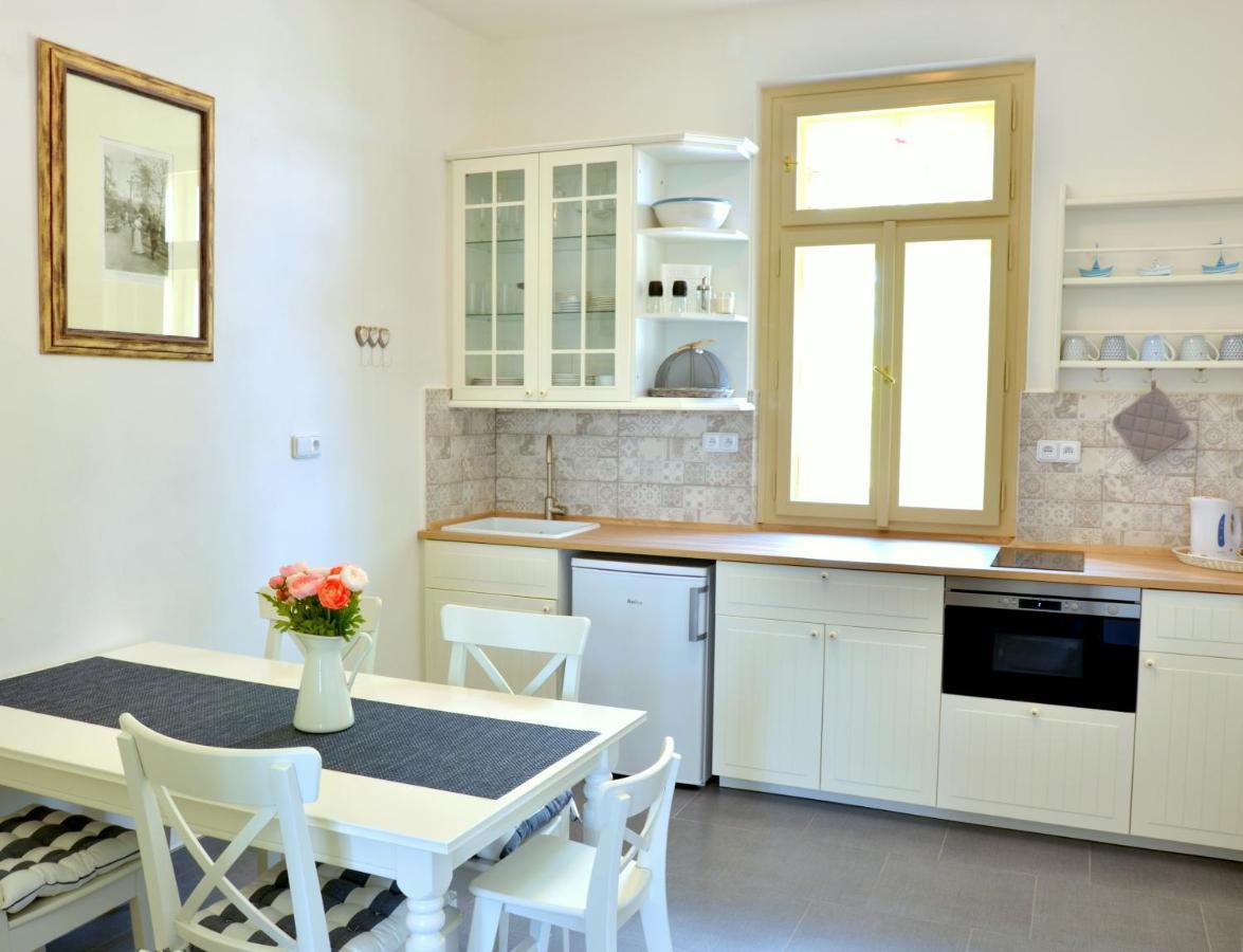 Apartmány Vila Mánička Kácov Esterno foto